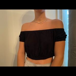 SOLD!!!! ARITZIA CROP TOP